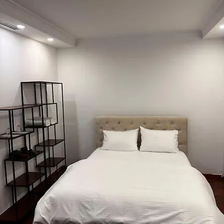 In Bllok Apartamento