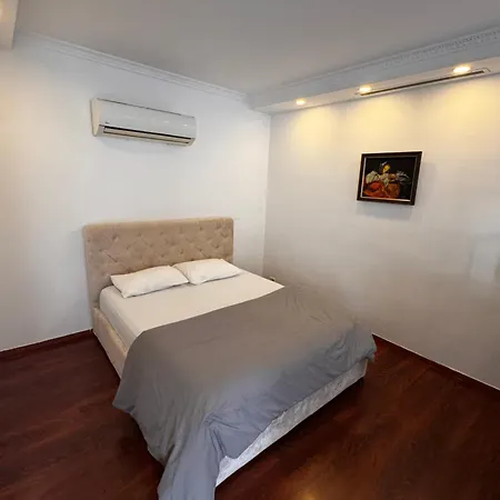 Apartment In Bllok *